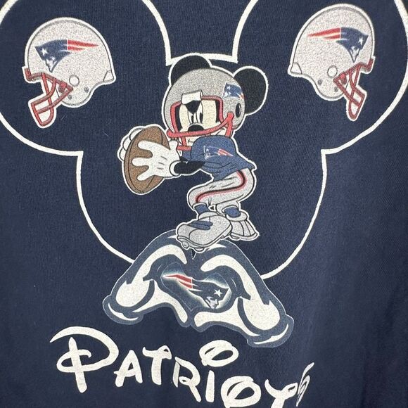 NFL new england patriots Disney Theme Graphic short sleeve t-shirt - Picture 5 of 6